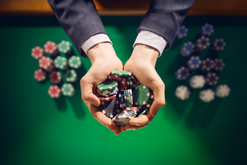 Game chip tampering scam costs Macau casino $205,000